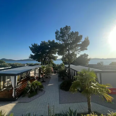 Dalmaris Camp - Prestige Mobile Homes Holiday park Biograd Na Moru