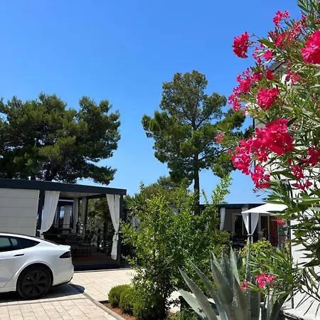 Holiday park Dalmaris Camp - Prestige Mobile Homes 3*