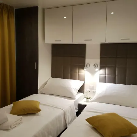 Dalmaris Camp - Prestige Mobile Homes 3* Biograd Na Moru