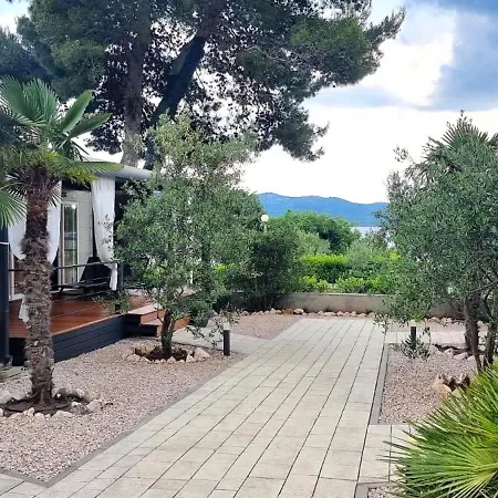 Kompleks wypoczynkowy Dalmaris Camp - Prestige Mobile Homes 3*