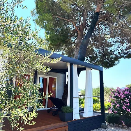 Dalmaris Camp - Prestige Mobile Homes Biograd Na Moru