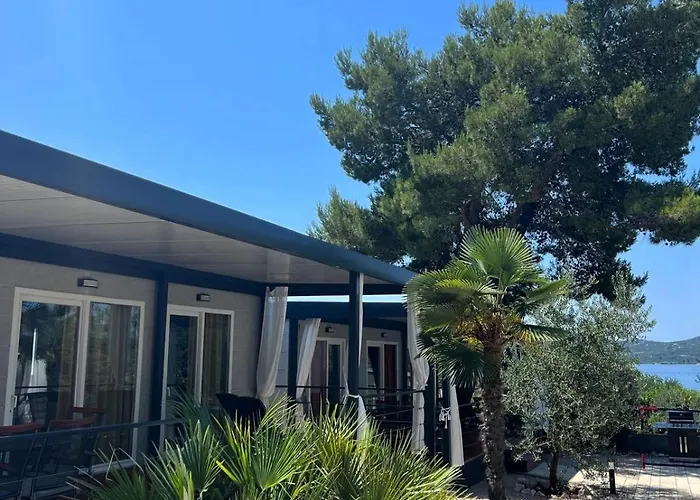 Dalmaris Camp - Prestige Mobile Homes Park za odmor Biograd Na Moru